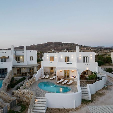 Helen Beach Front Luxury Villas Kastrákion エクステリア 写真