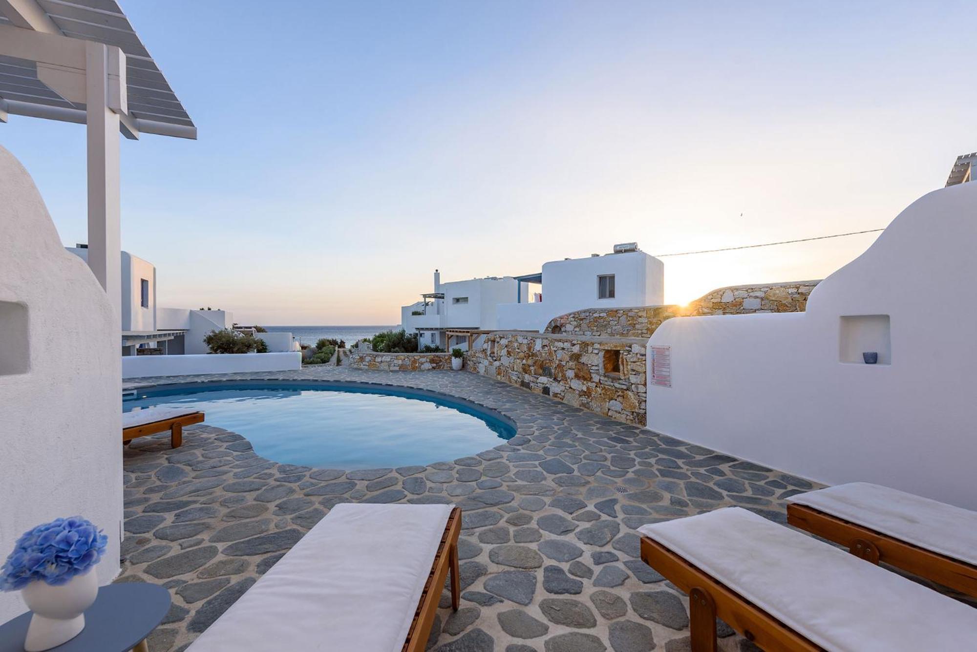 Helen Beach Front Luxury Villas Kastrákion エクステリア 写真