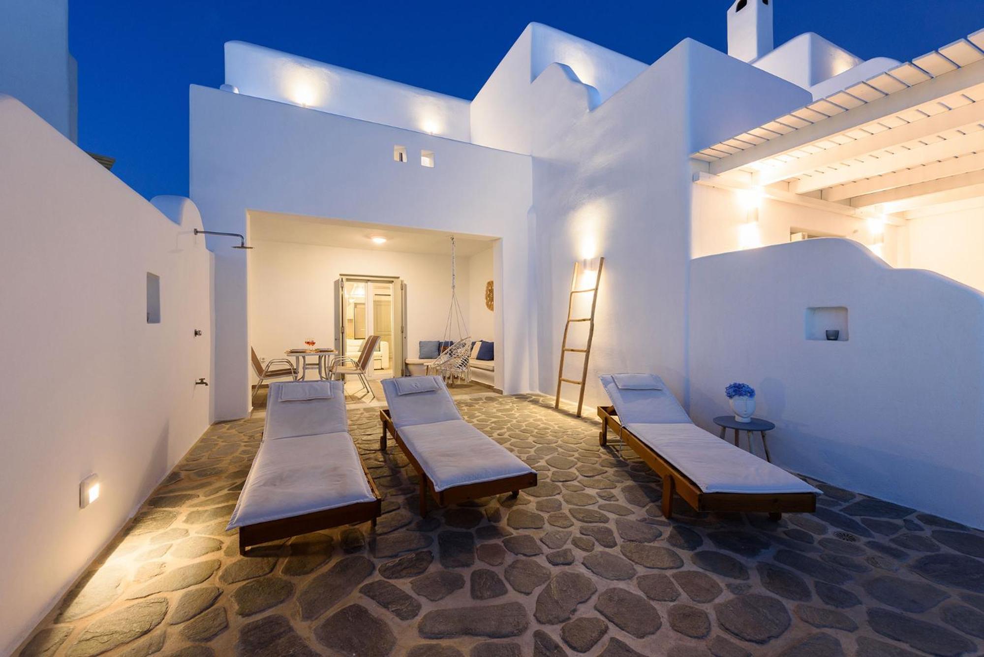 Helen Beach Front Luxury Villas Kastrákion エクステリア 写真