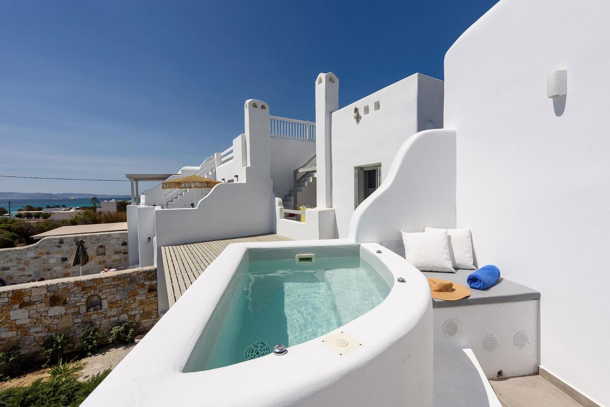 Helen Beach Front Luxury Villas Kastrákion エクステリア 写真