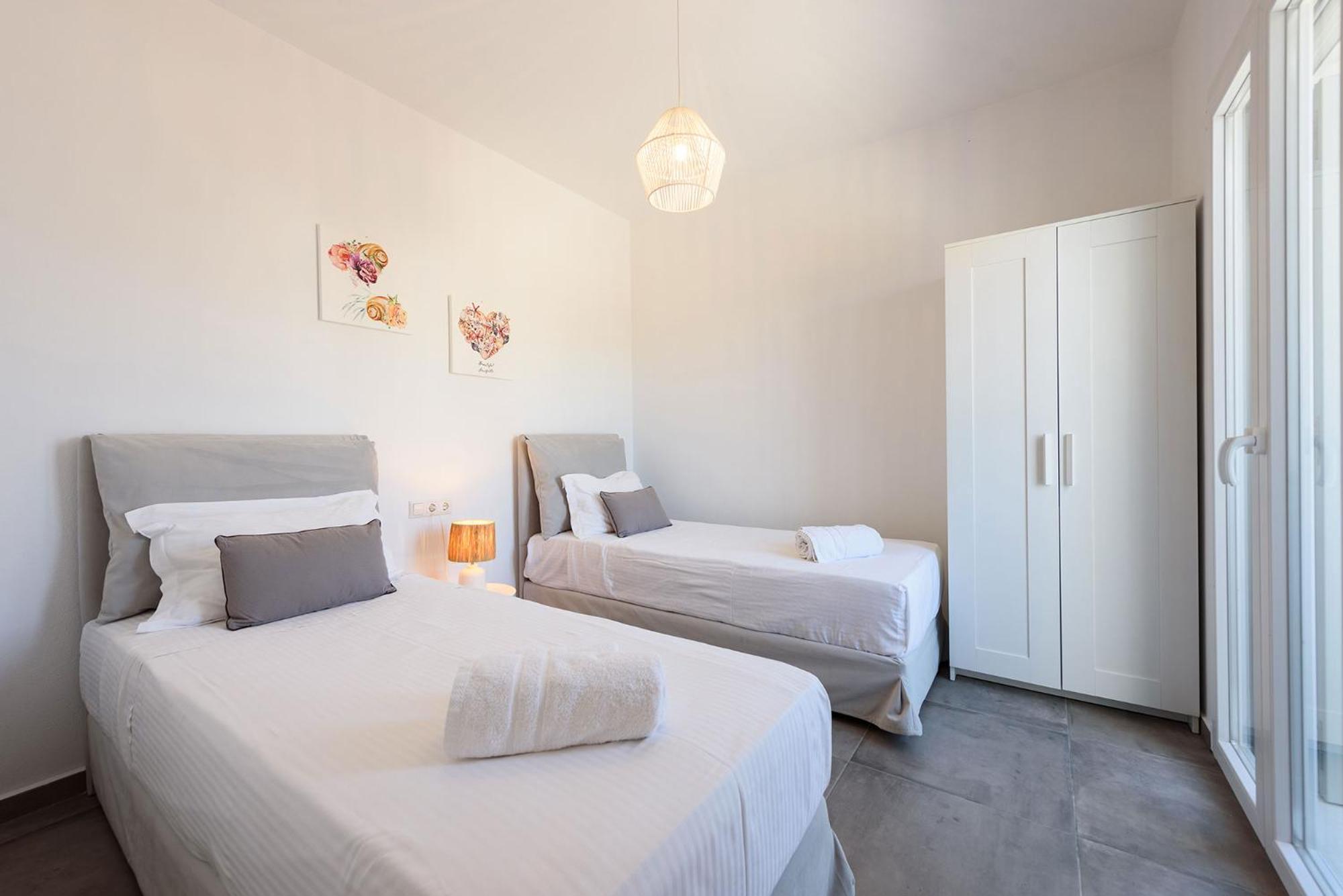 Helen Beach Front Luxury Villas Kastrákion エクステリア 写真
