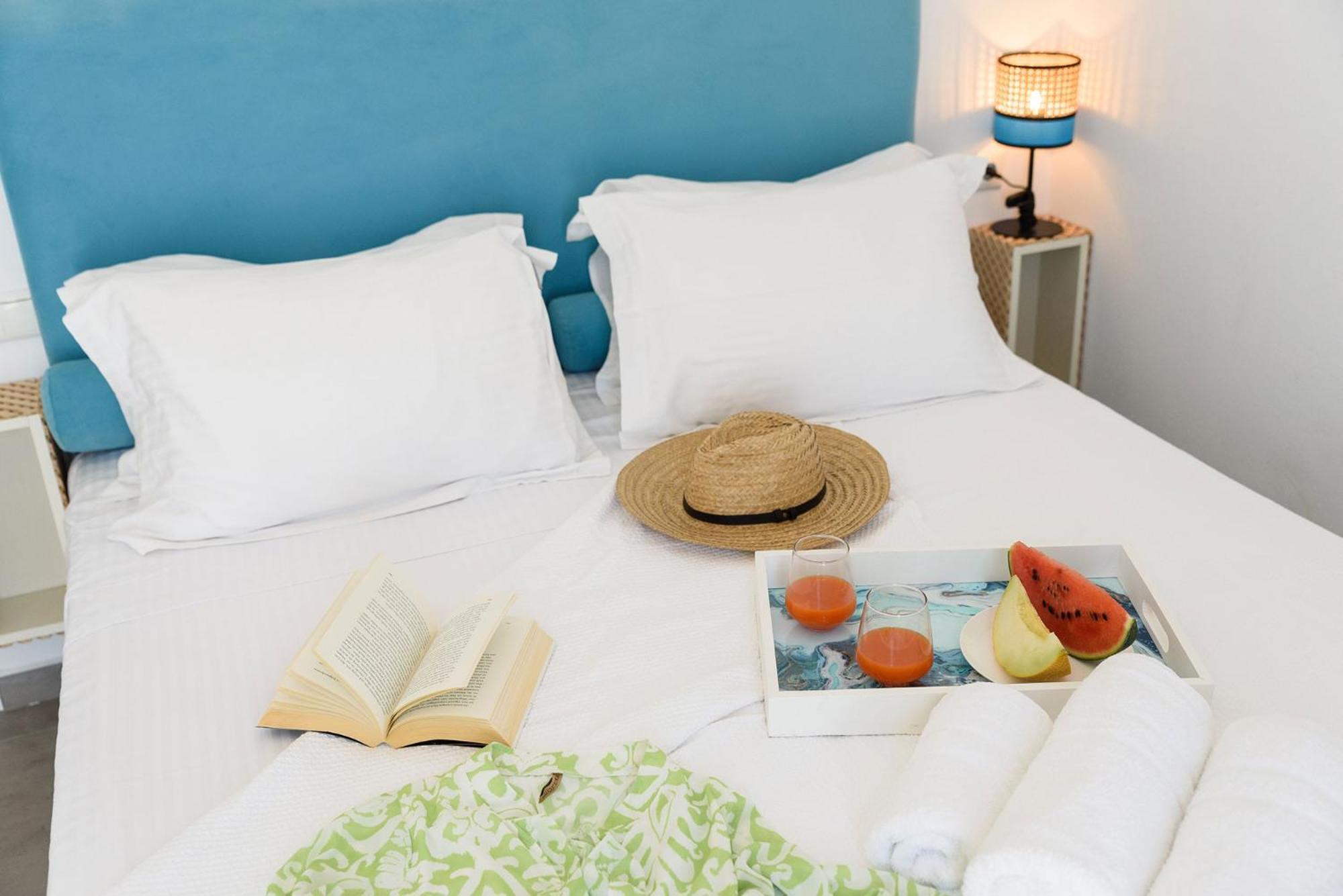 Helen Beach Front Luxury Villas Kastrákion エクステリア 写真