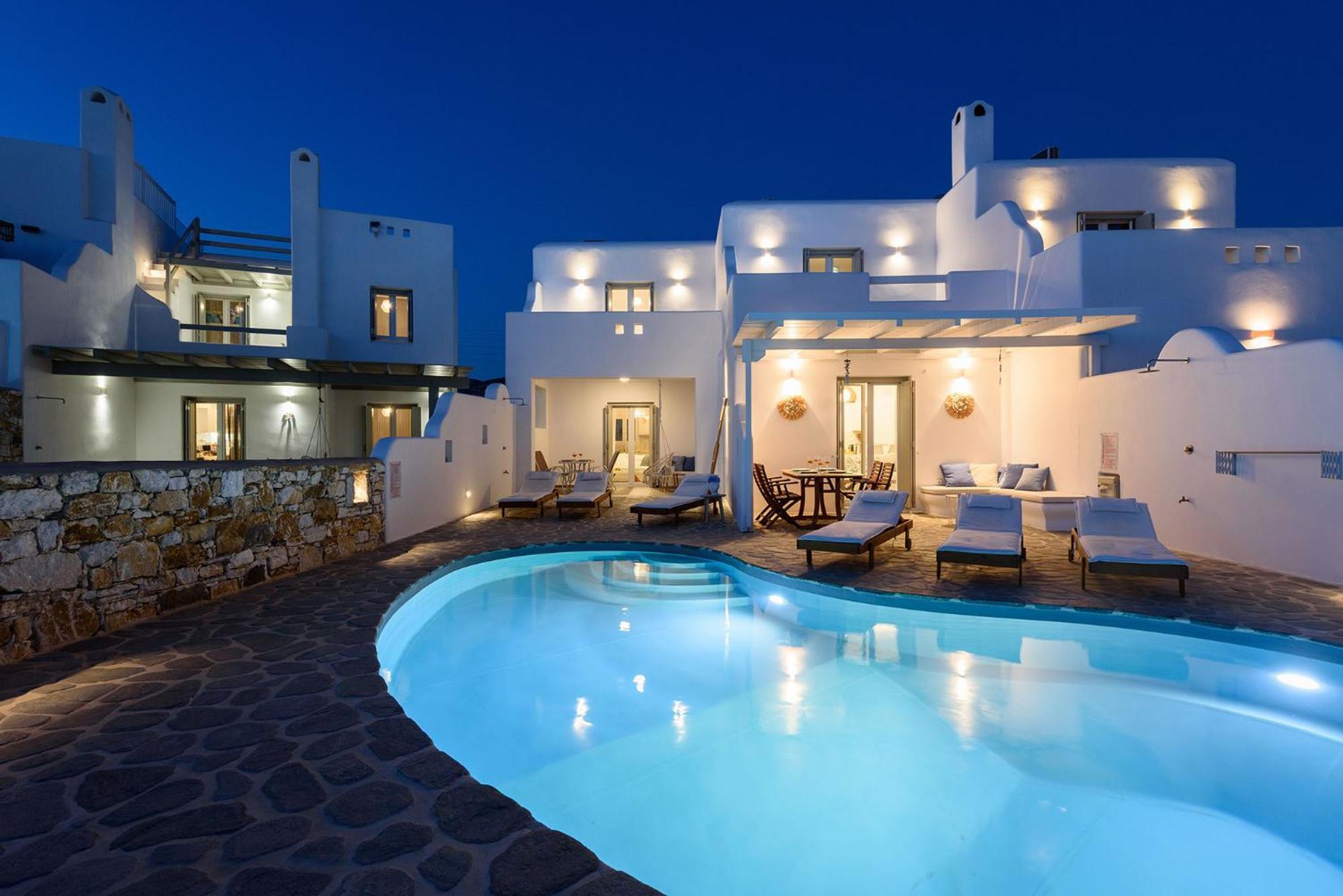 Helen Beach Front Luxury Villas Kastrákion エクステリア 写真