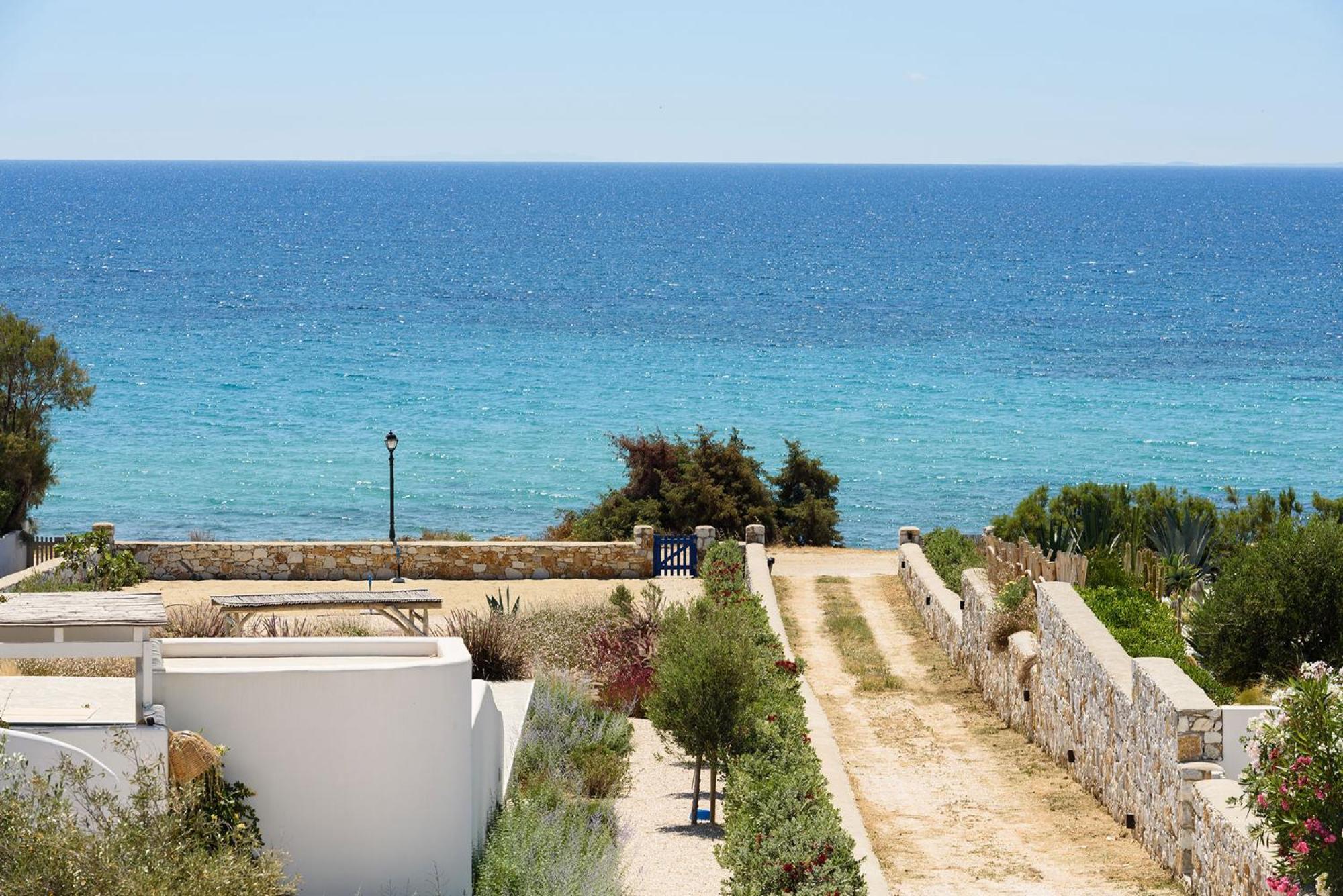 Helen Beach Front Luxury Villas Kastrákion エクステリア 写真